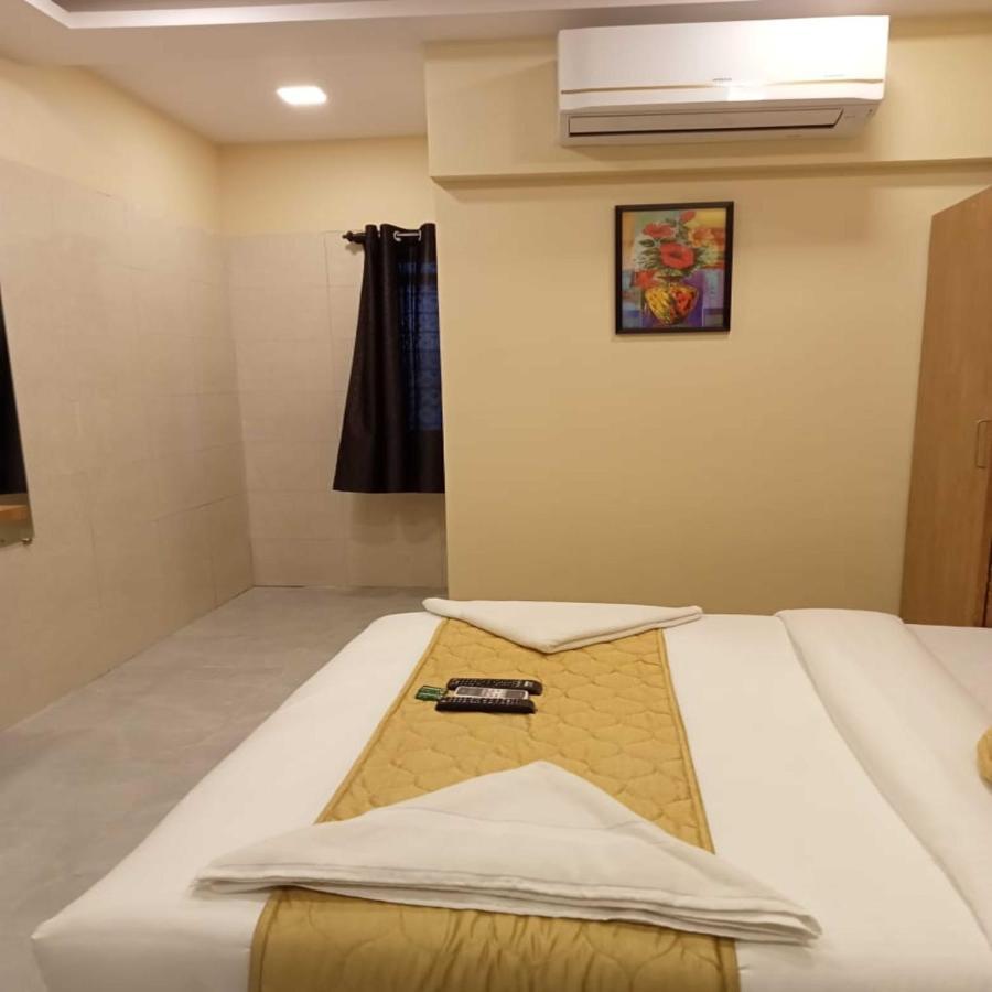 Hotel New Sarah Inn, Andheri West Bombay Eksteriør billede