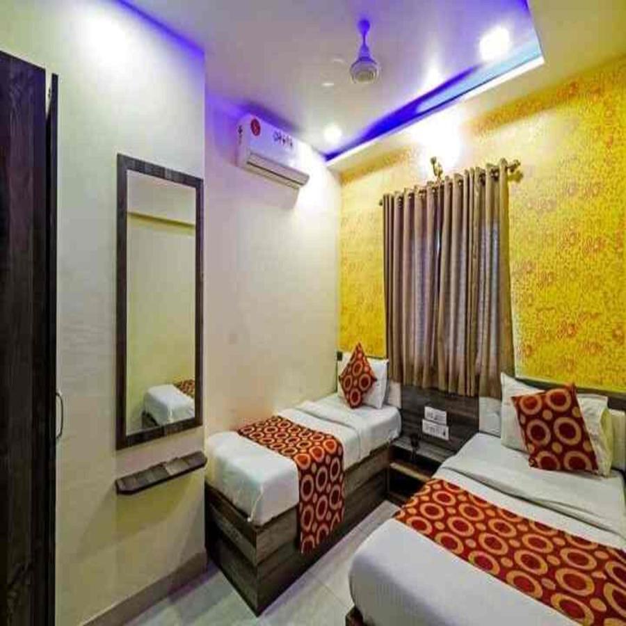 Hotel New Sarah Inn, Andheri West Bombay Eksteriør billede